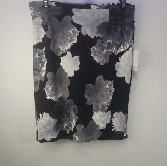 Calvin Klein Floral Mini Skirt Lined Women's Size 10 Petite - Picture 6 of 12